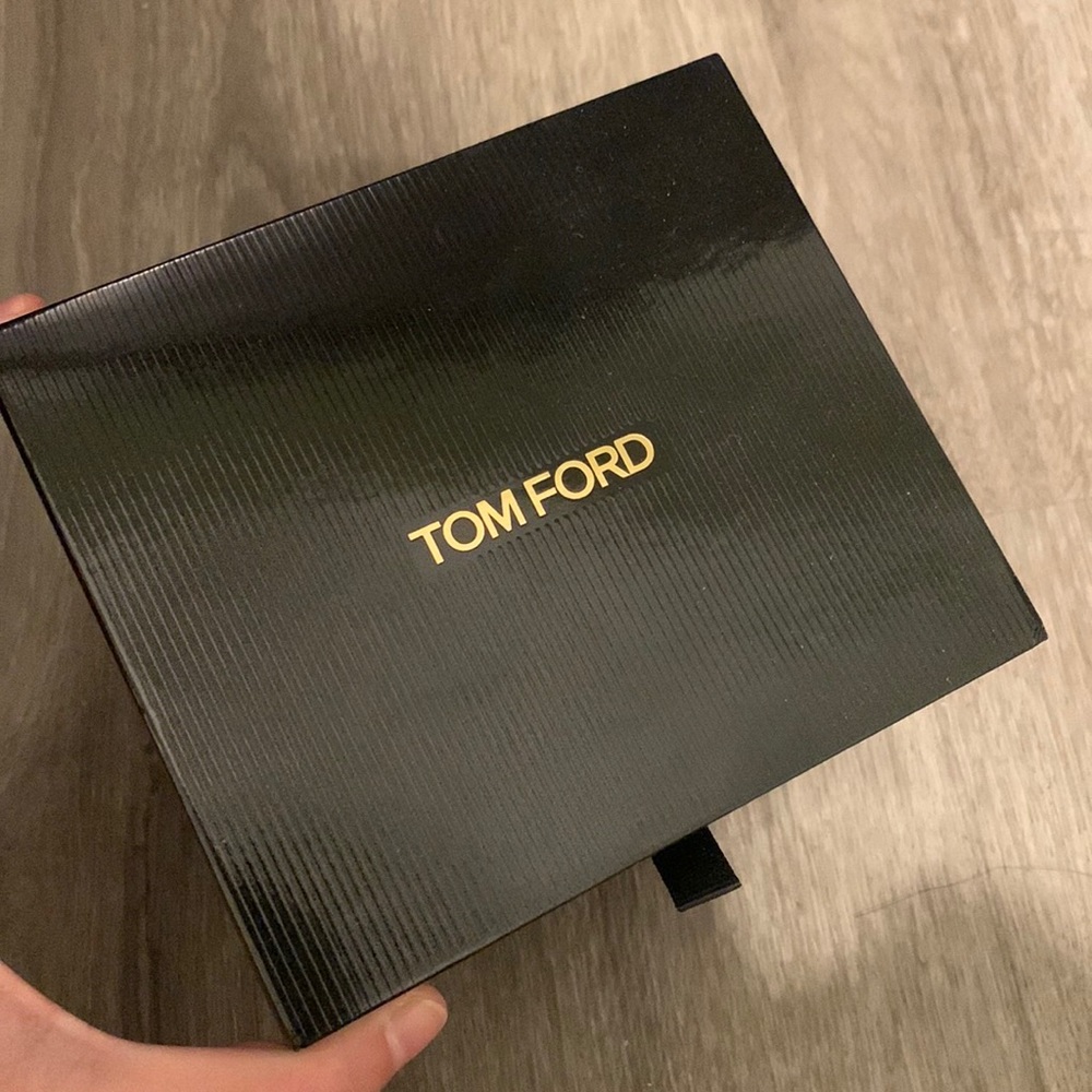 Tom ford perfumes box
